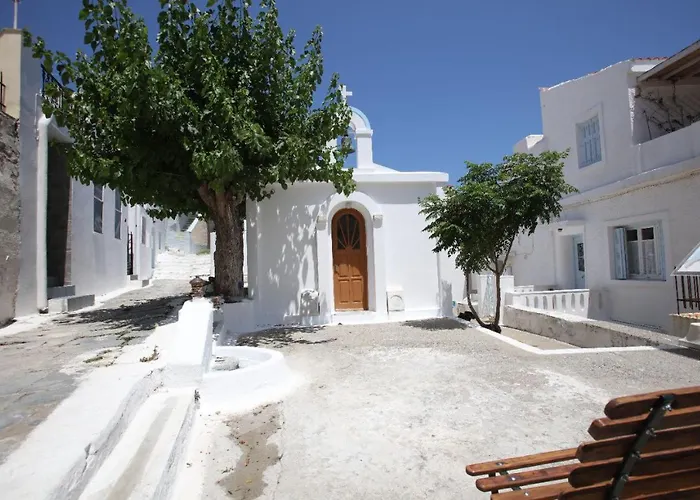 Paraporti Room 2